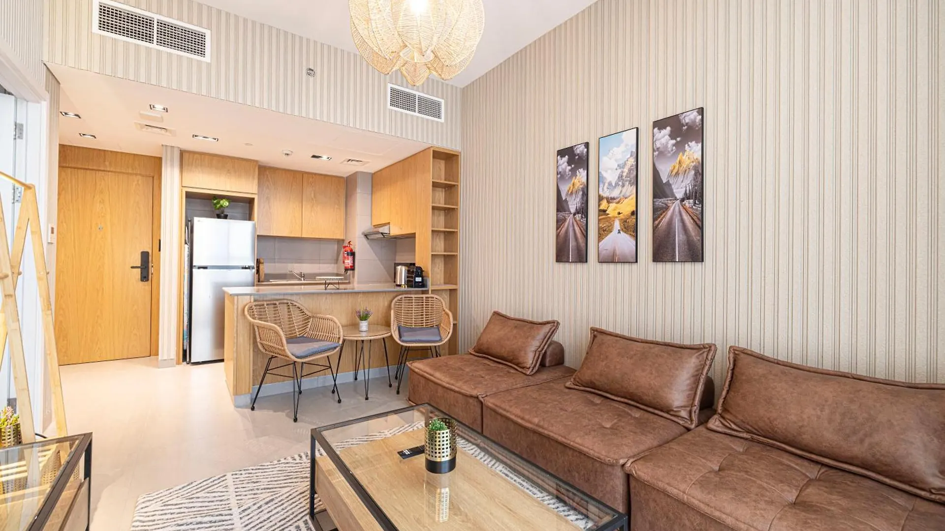 1Br Signature Apartment In シャルジャ